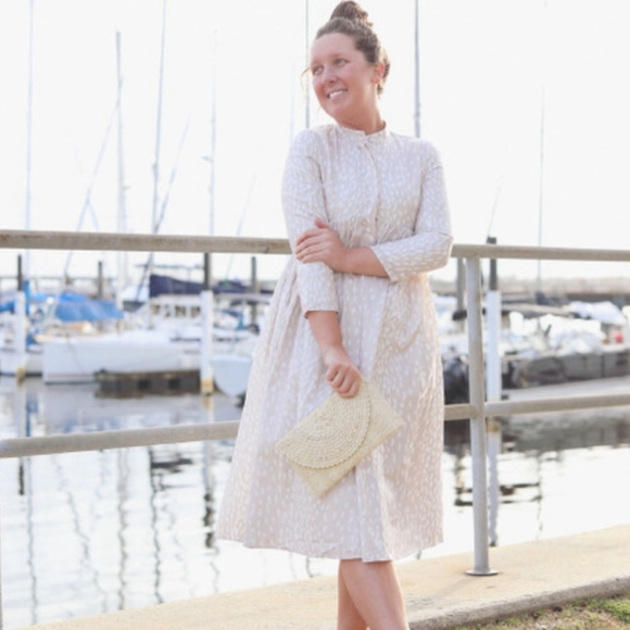 Dainty Jewells Dresses & Skirts - Dainty jewells dress XL